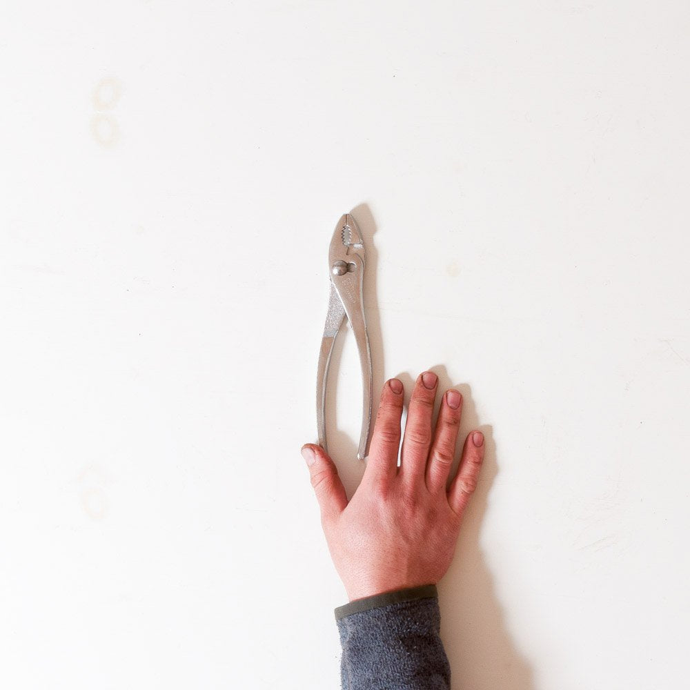 Pliers